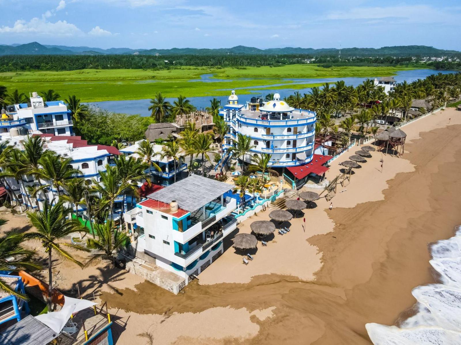 Bungalows Laguna Del Tule Сан-Патрисио-Мелак Экстерьер фото